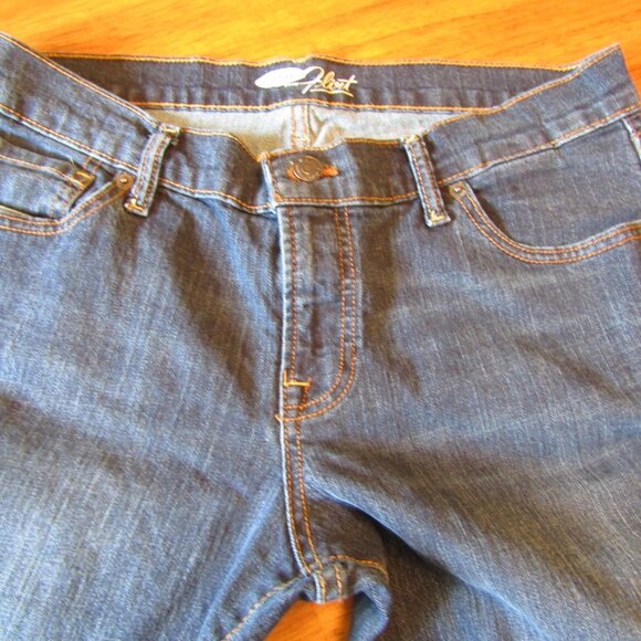 Womens Old Navy Flirt Dark Wash Flare Leg Jeans*Size 12 Regular* - Picture 1 of 5